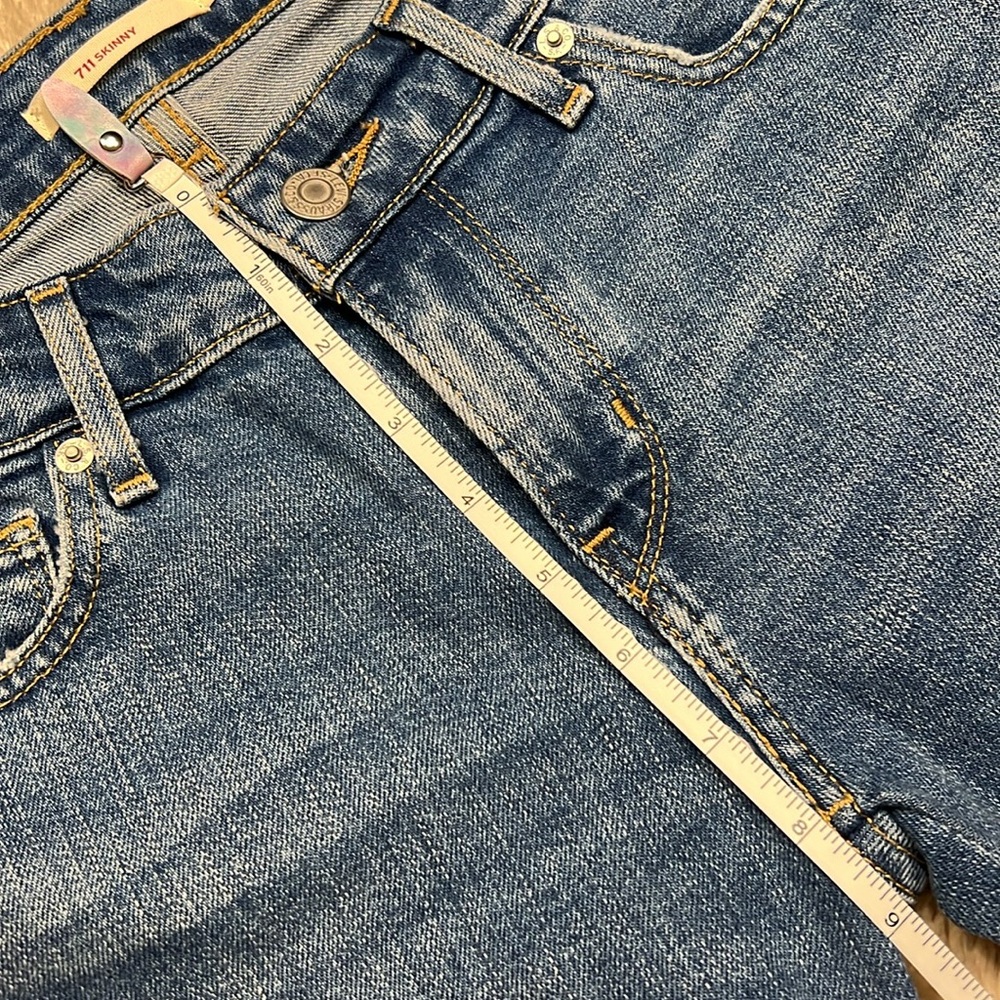 LEVI’S 711 Skinny Jeans - Picture 12 of 14